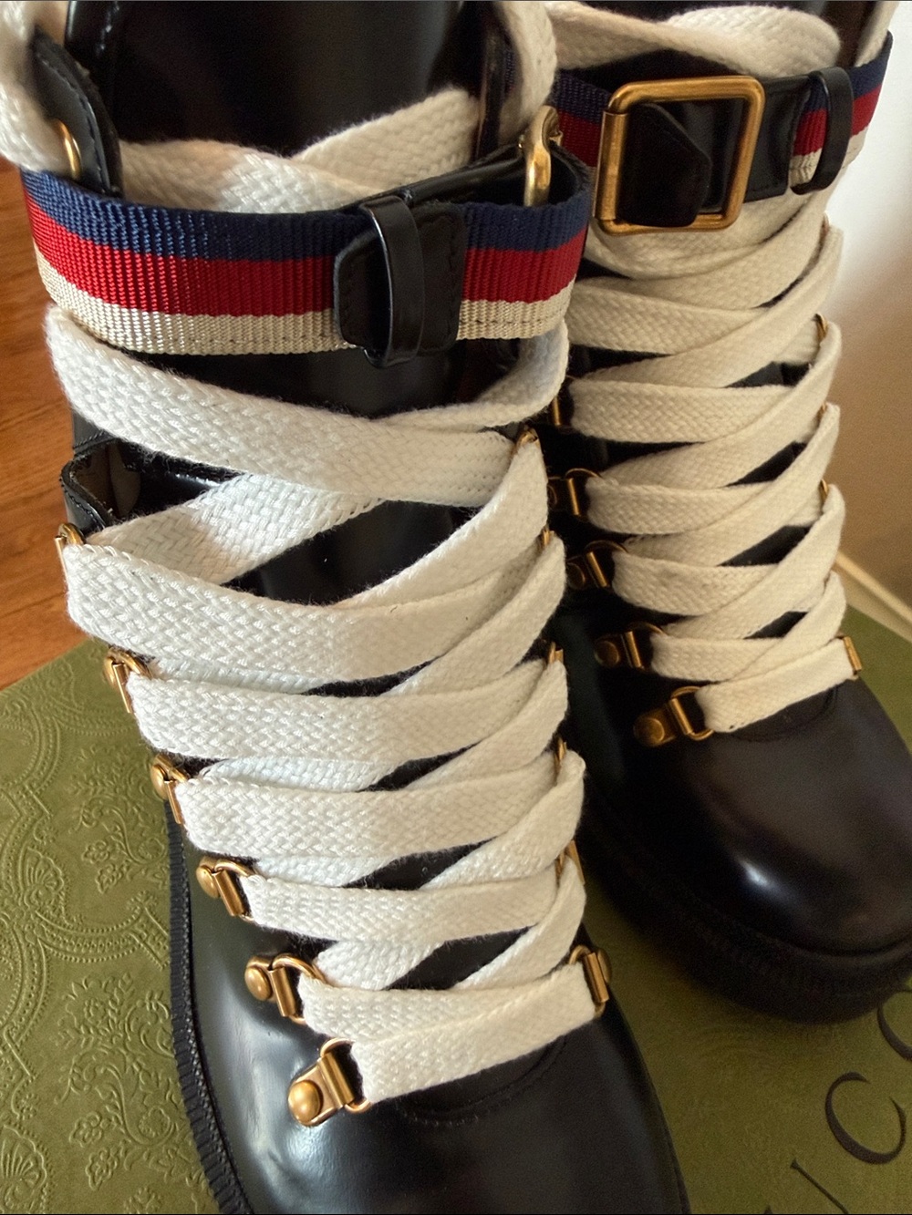 Gucci Women's Leather Ankle Boot with Sylvie Web Size 37.5 - Picture 6 of 8